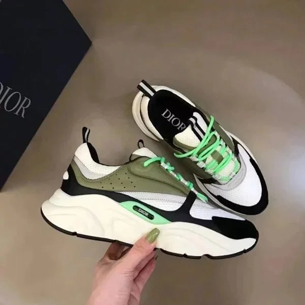4 4