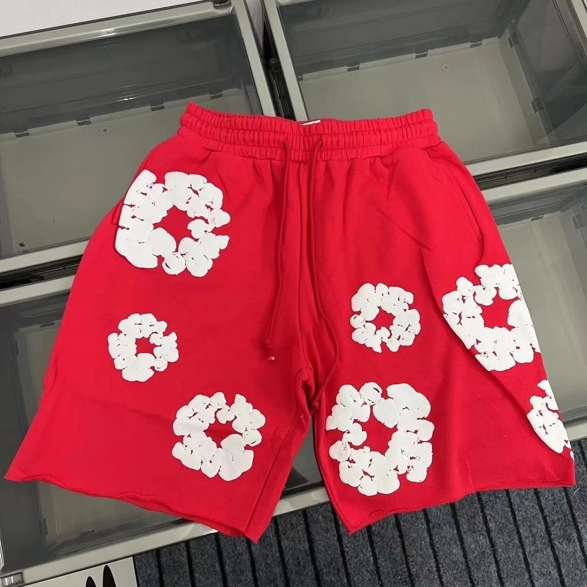 红色短裤 红色短裤