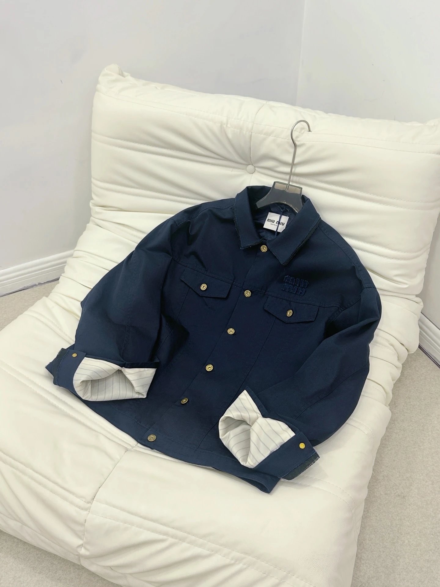 深蓝色 深蓝色