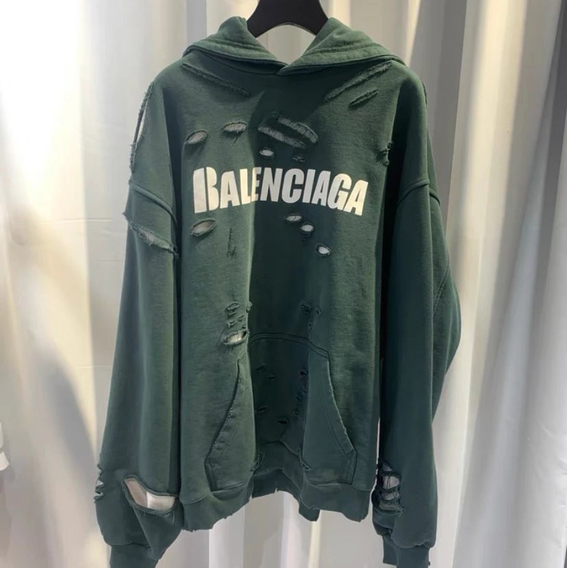 墨绿色 墨绿色