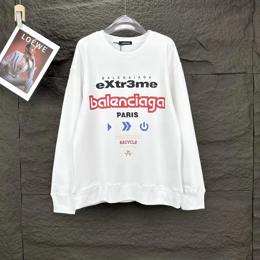 32 32
