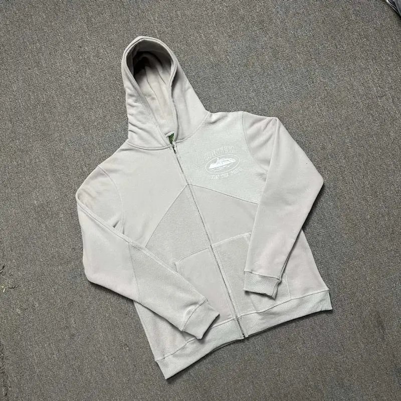 8 8