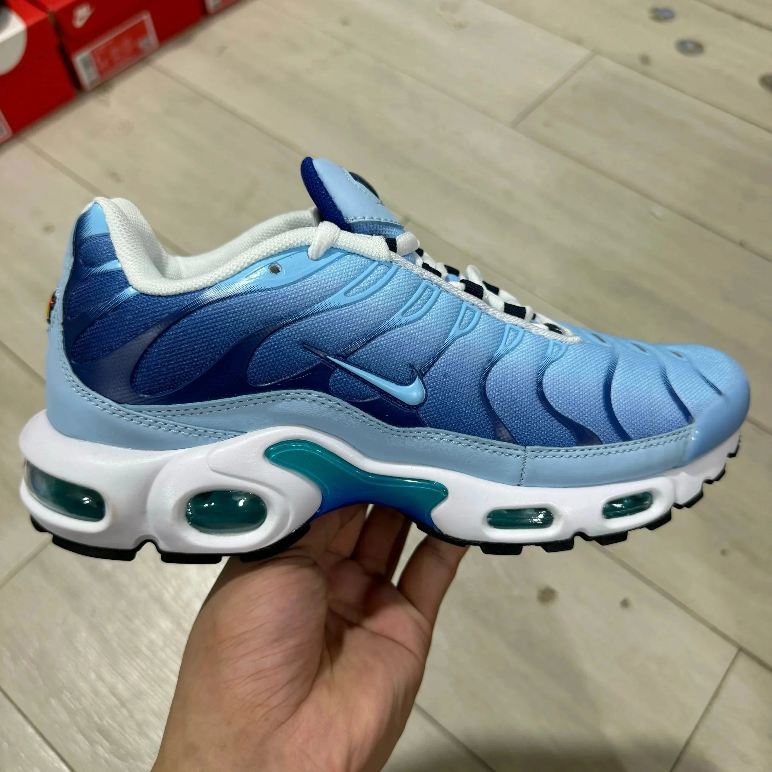 货4蓝色 货4蓝色
