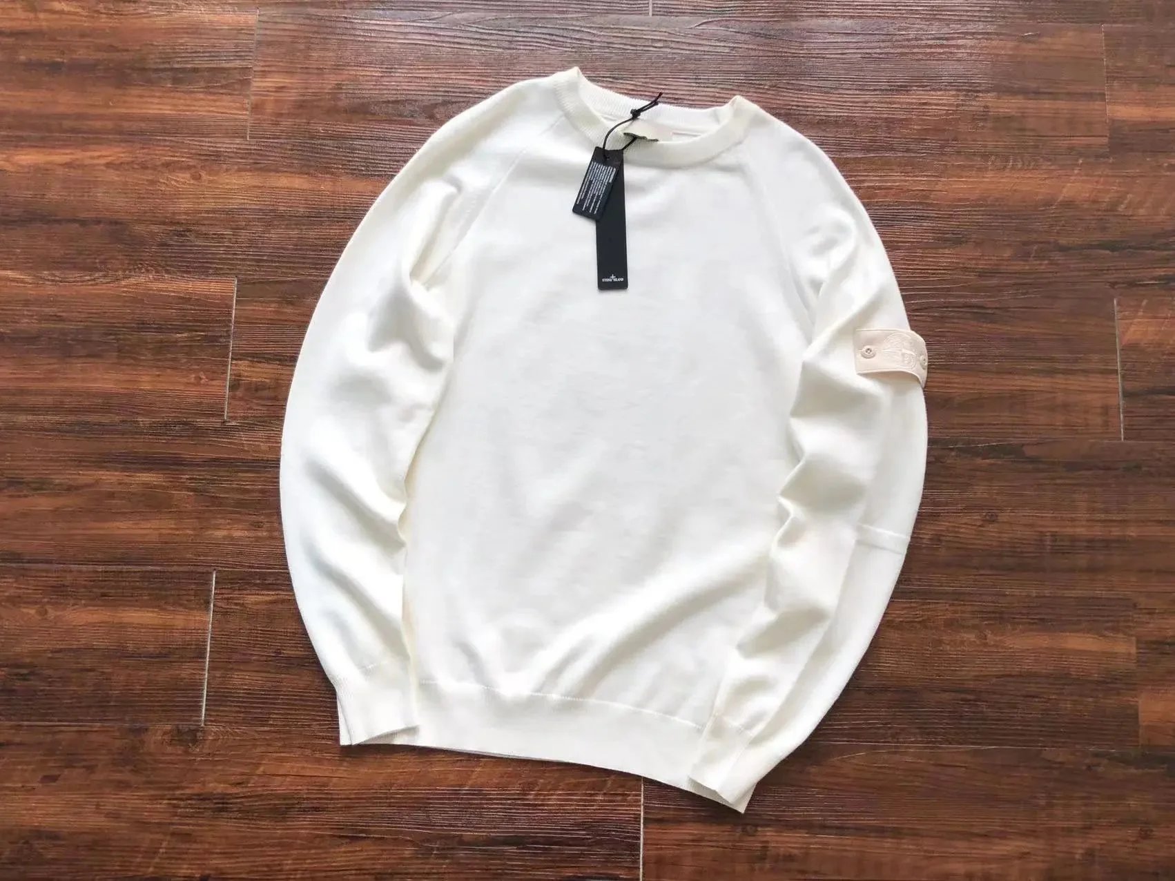 3 3