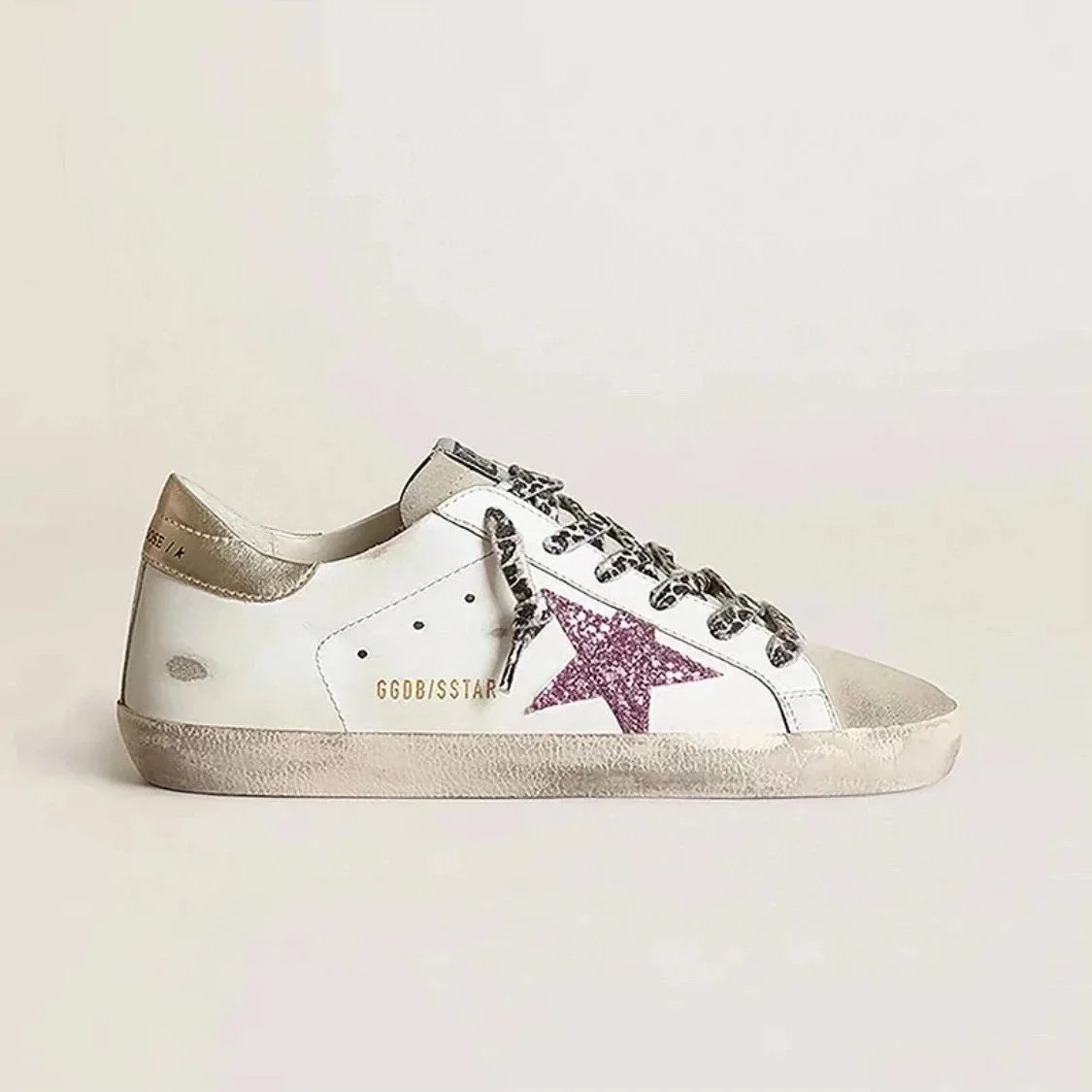3 3