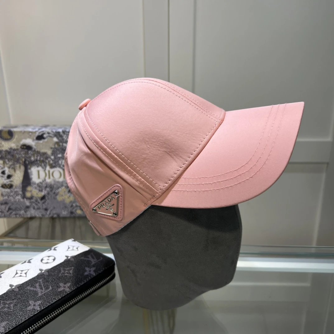 3 3