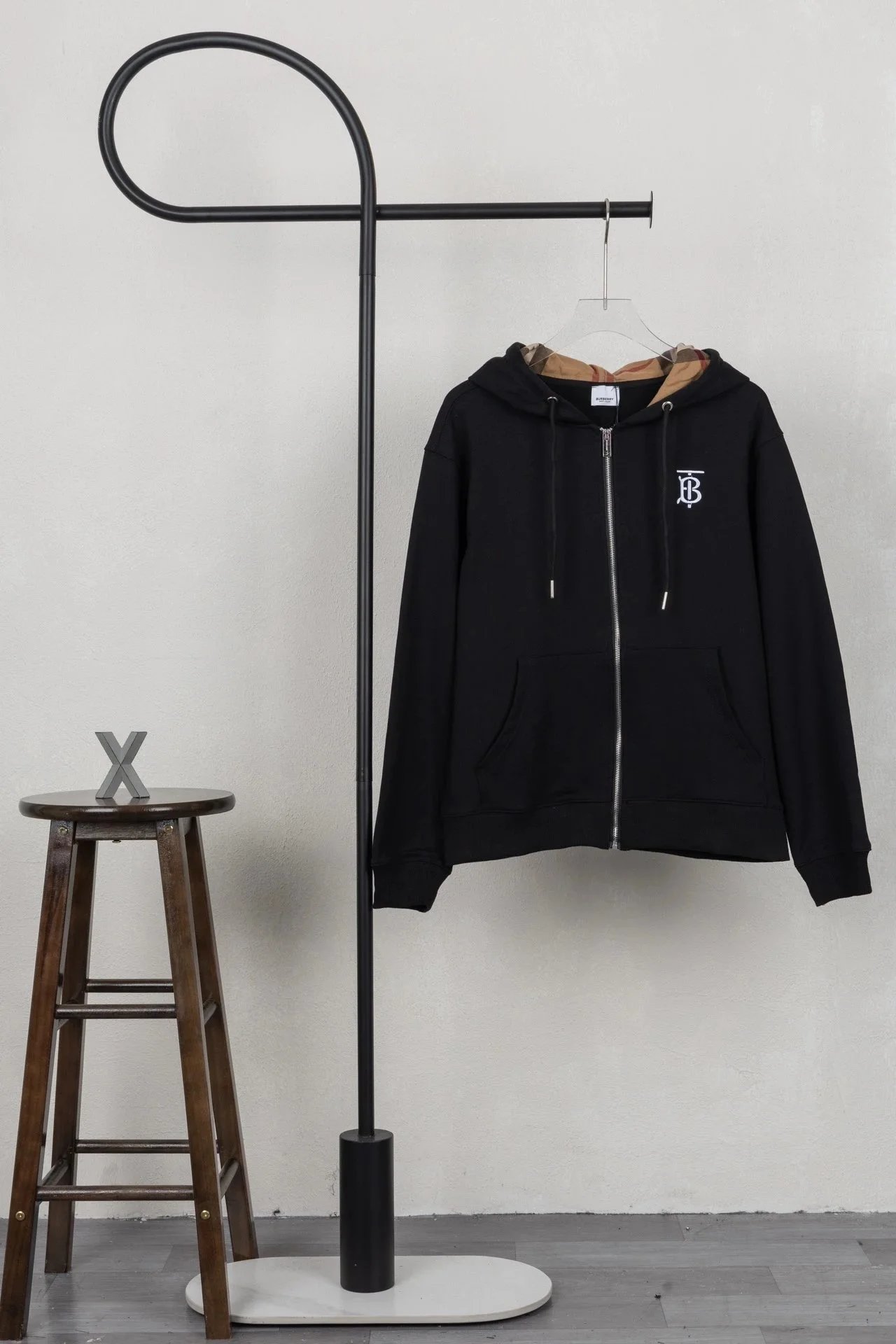 10Shipment after New Year's 10Shipment after New Year's