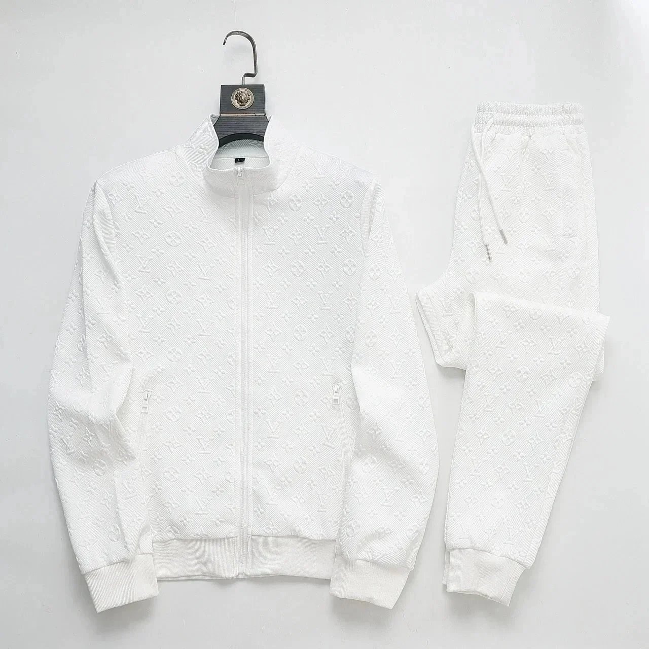 9 9