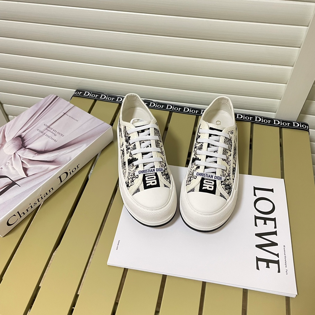 16 16