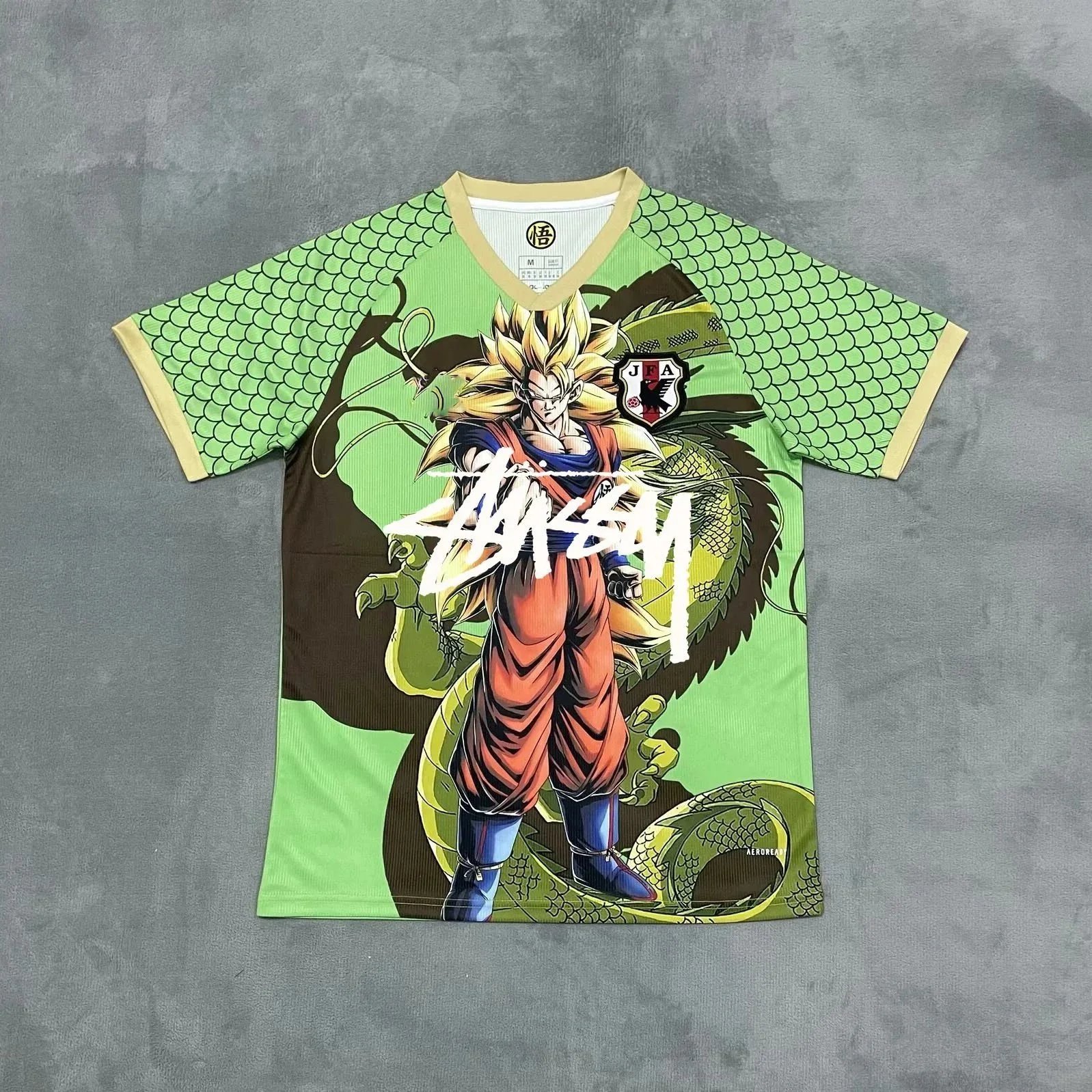 日本动漫悟空绿签名版 日本动漫悟空绿签名版