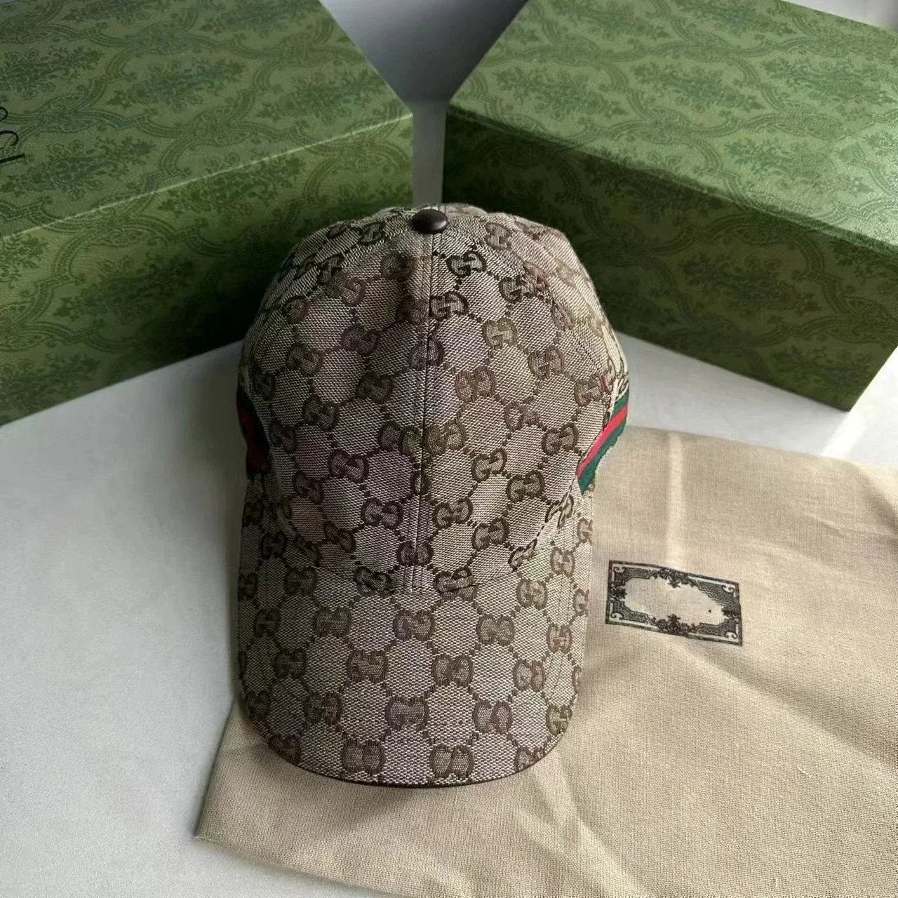 条纹咖色 条纹咖色