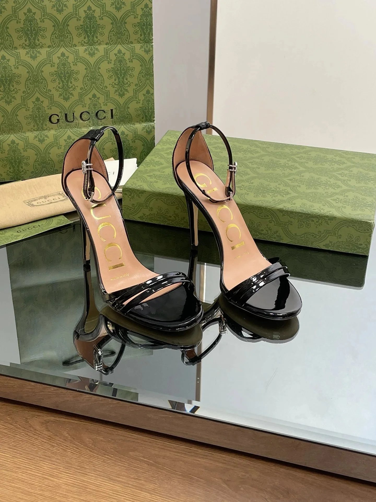 4 4