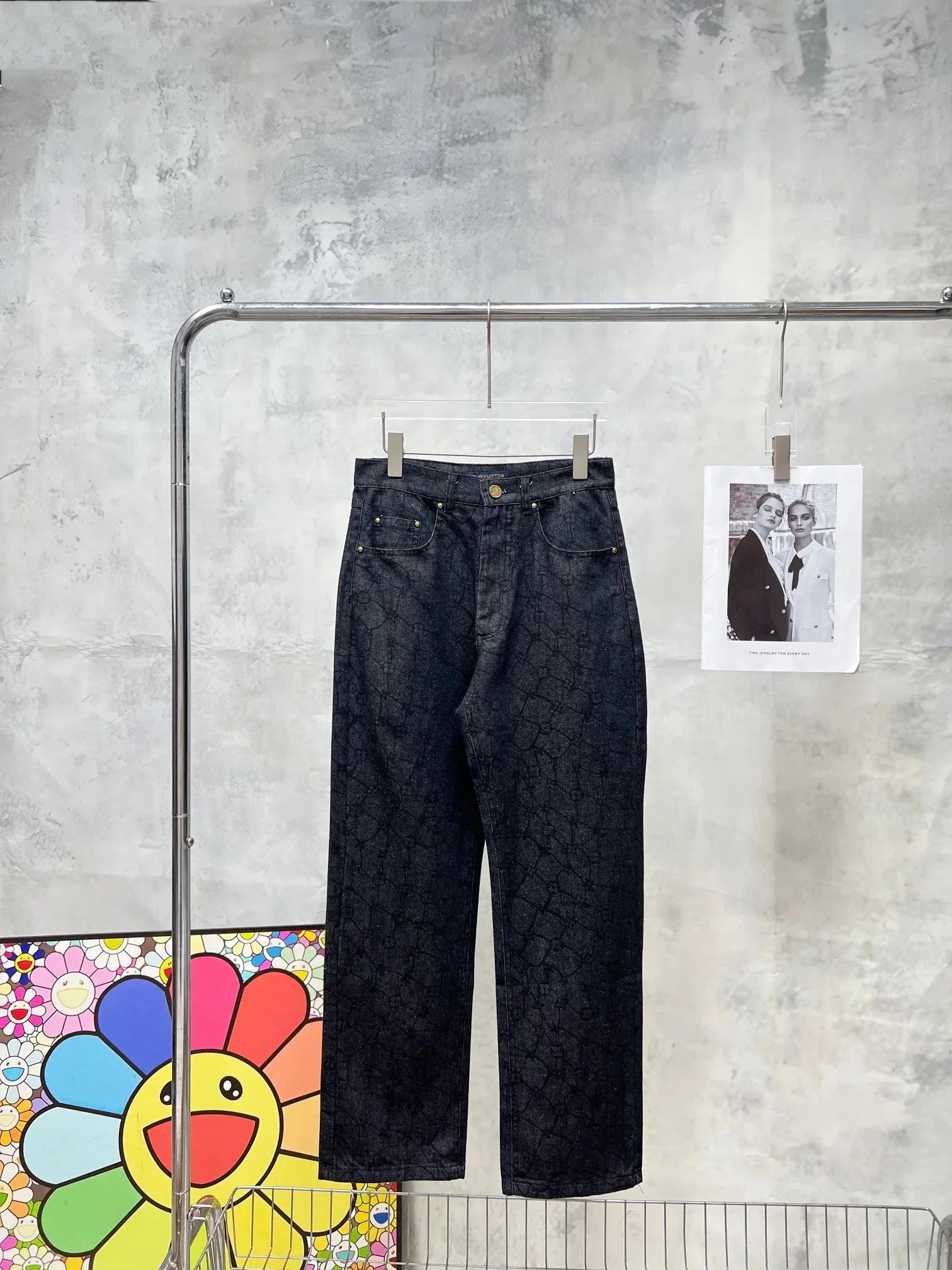 Lou-61 Lou-61