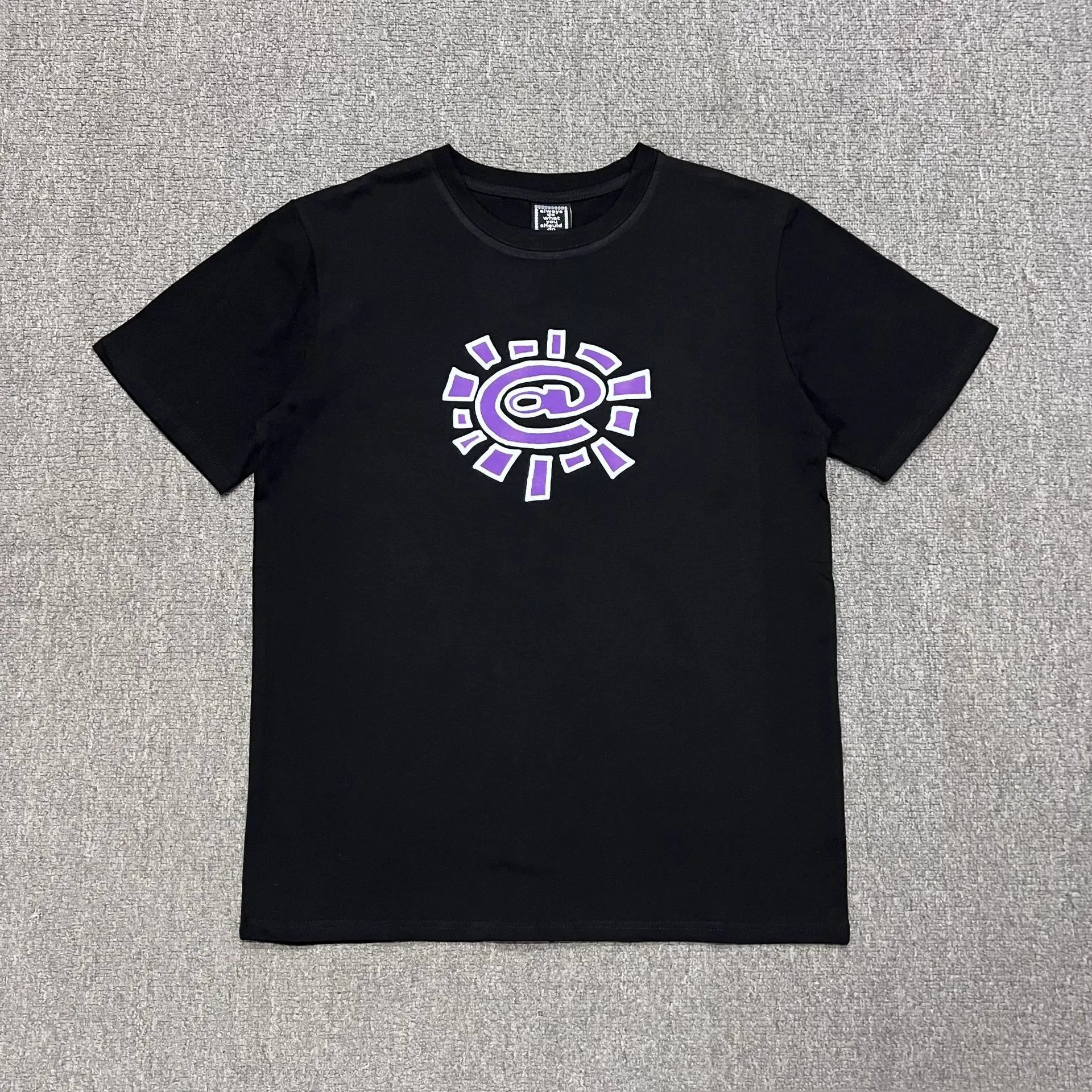 AD04黑印紫色白边