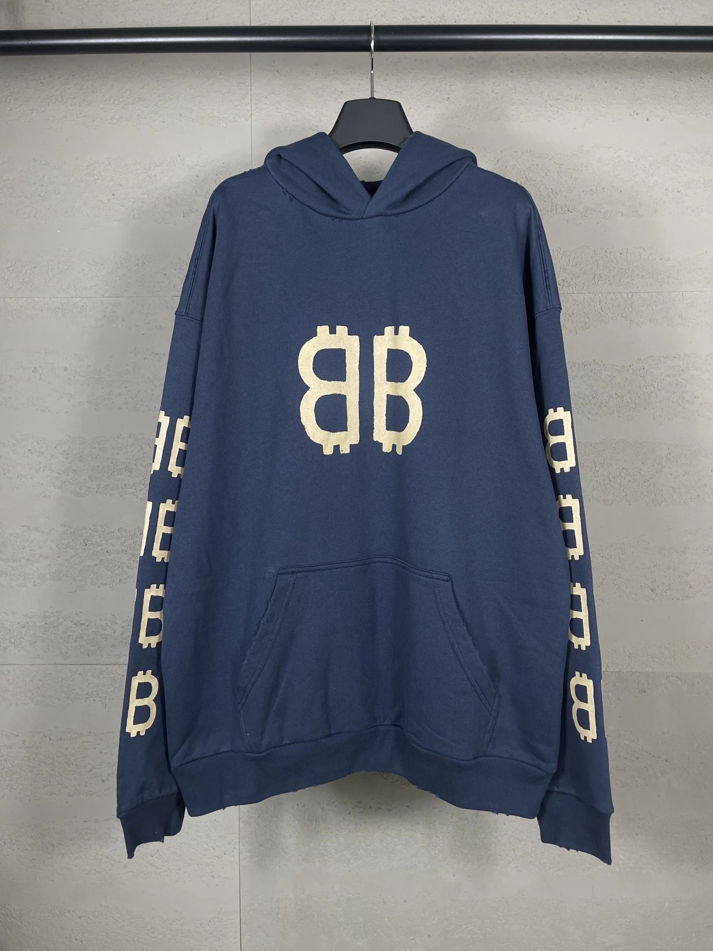 蓝色