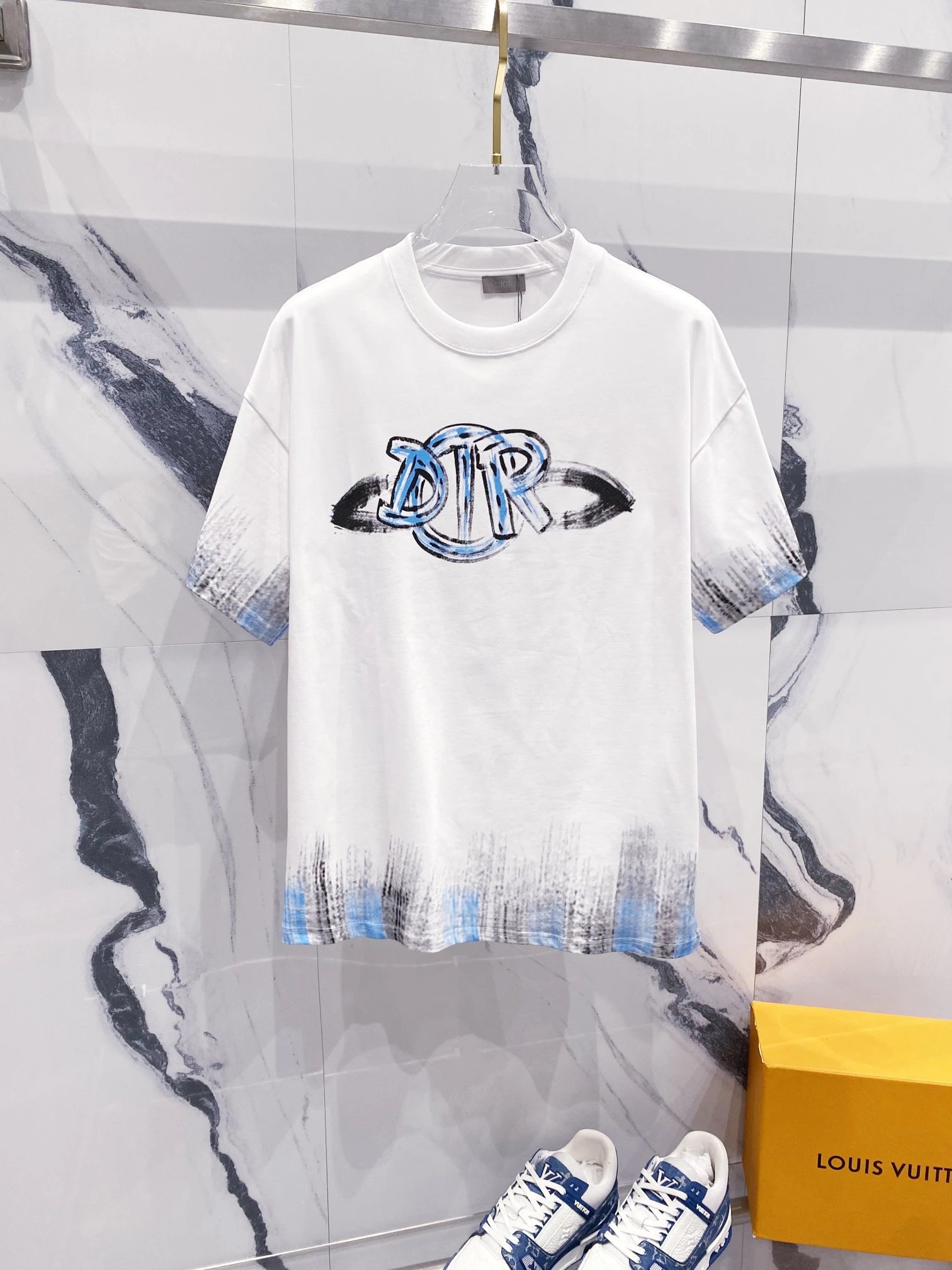 16 16