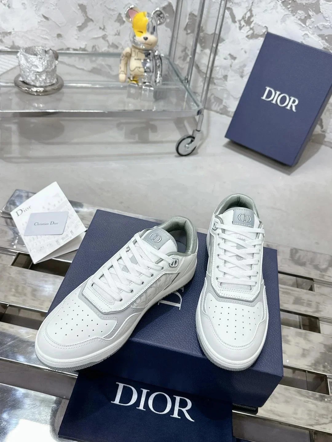 34 34