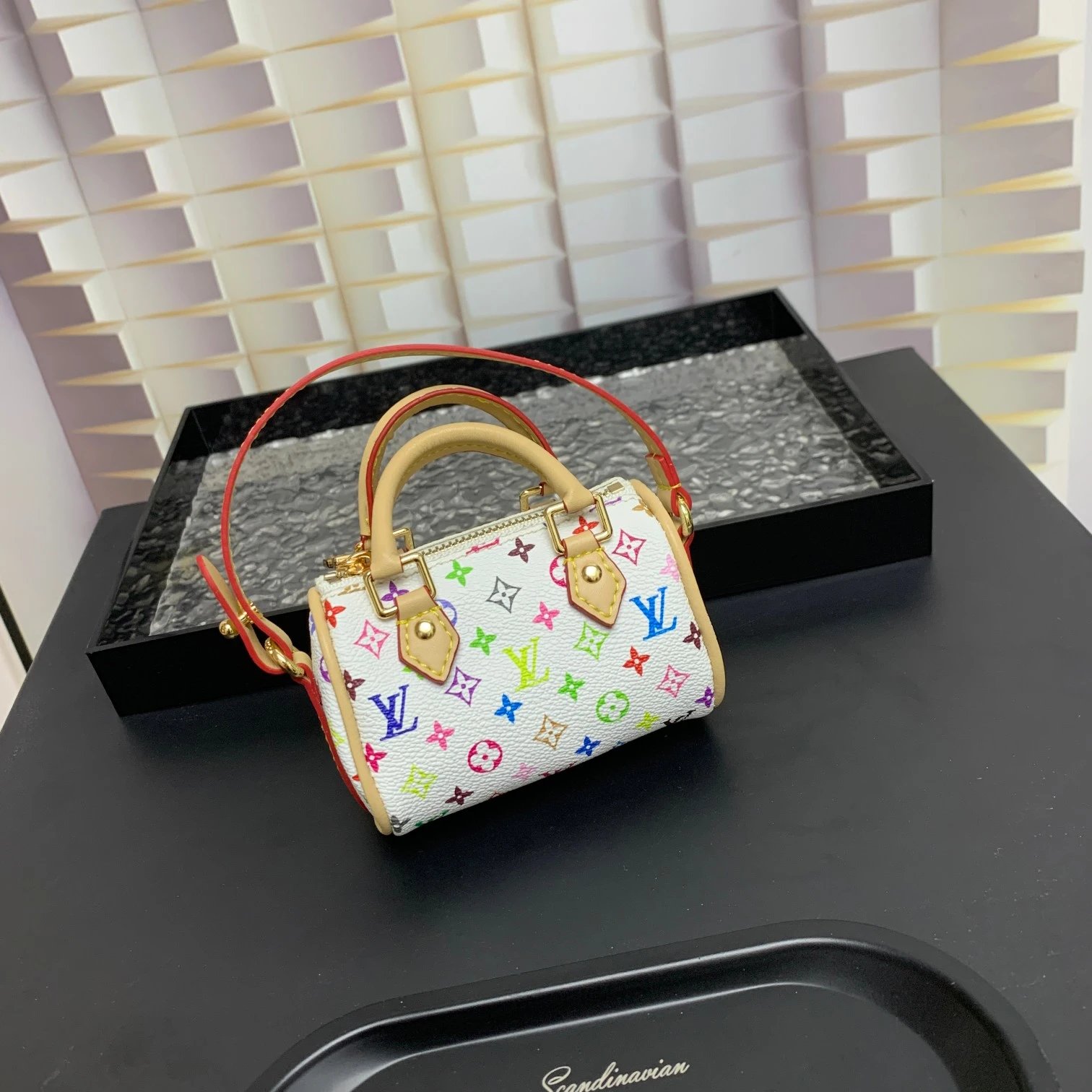 3 3