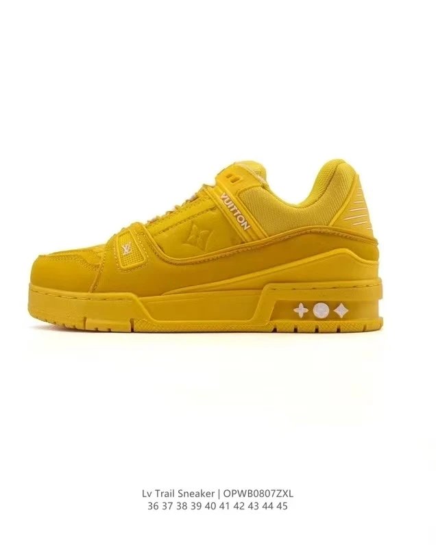 9 9