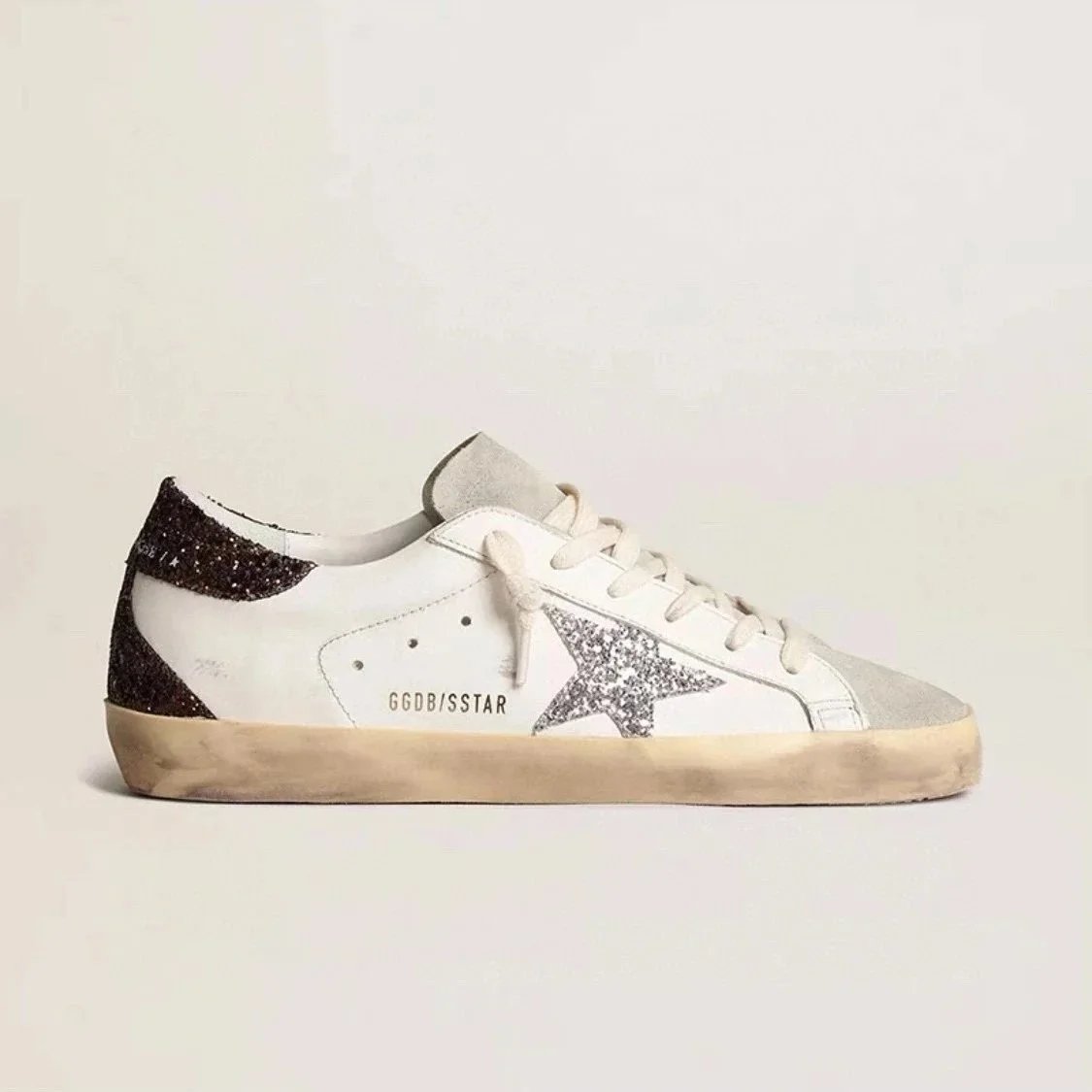 9 9