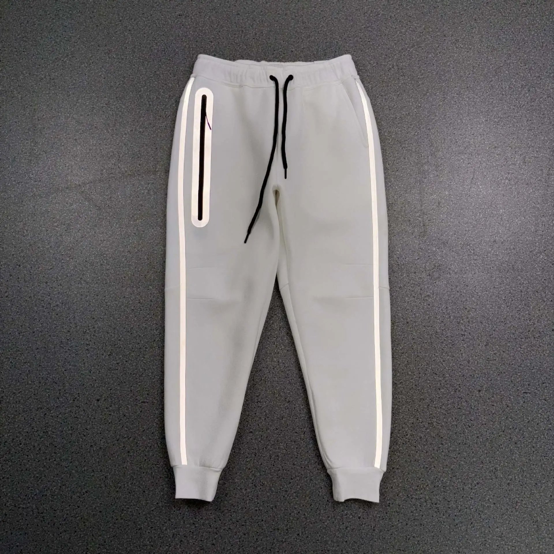白色裤子 白色裤子