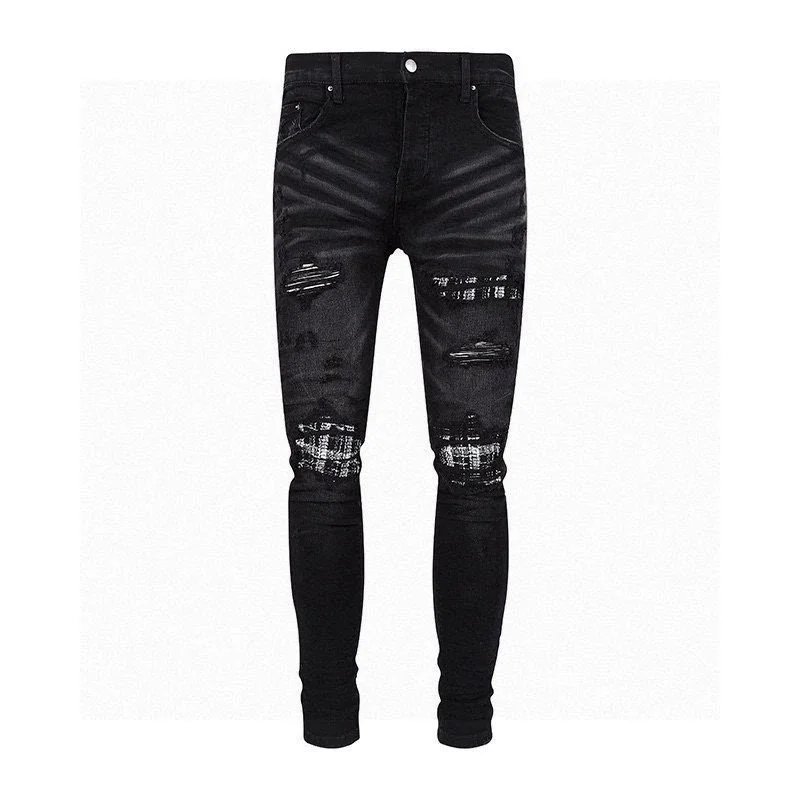 3 3