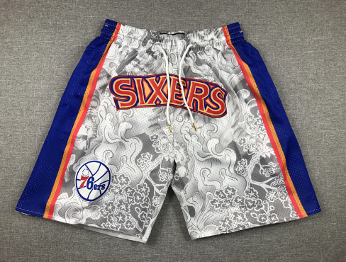 白色黑墨蓝边 白色黑墨蓝边