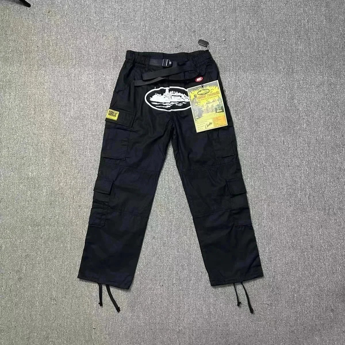 32 32