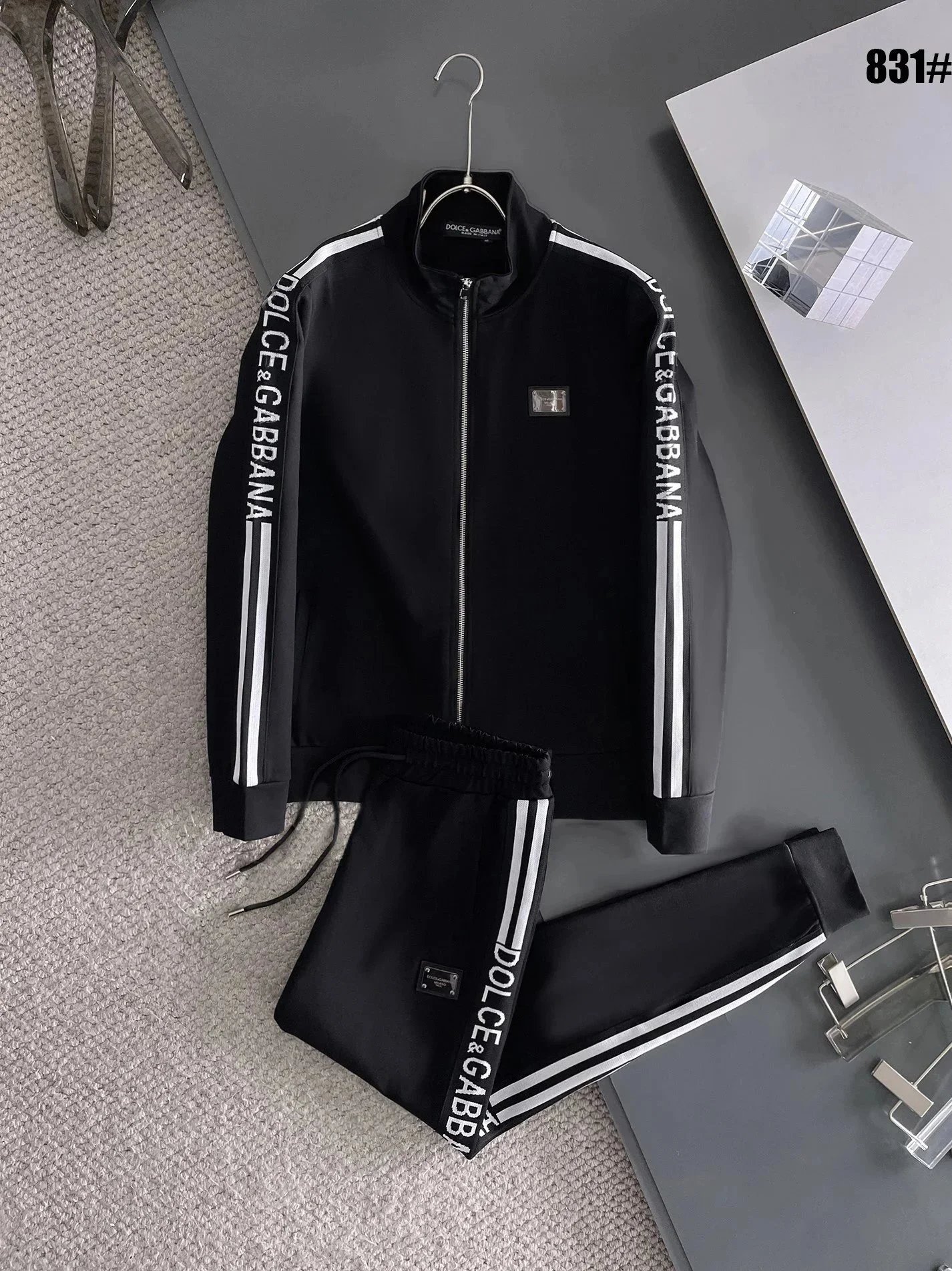 35 35