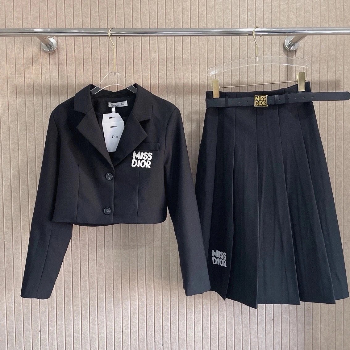 miu 套装1 miu 套装1