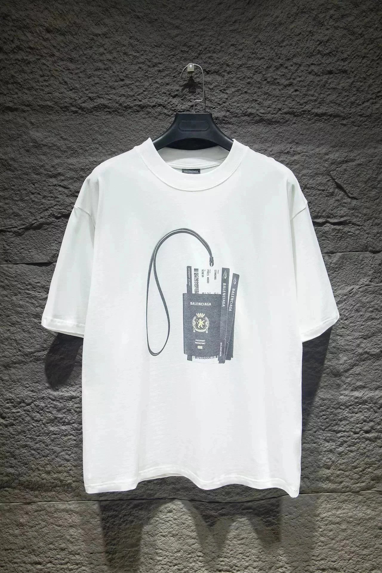 白色护照002 白色护照002