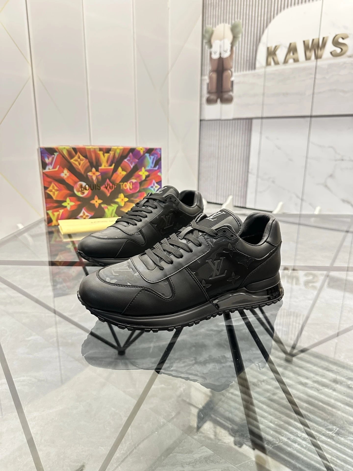 纯黑反光 纯黑反光
