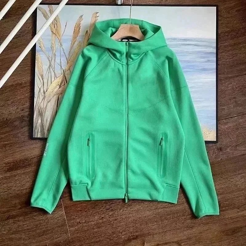 030214022-绿色连帽衫 030214022-绿色连帽衫