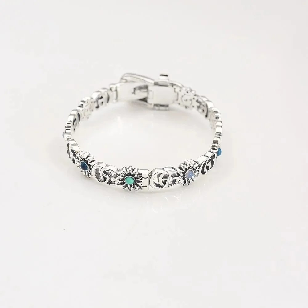 22 22