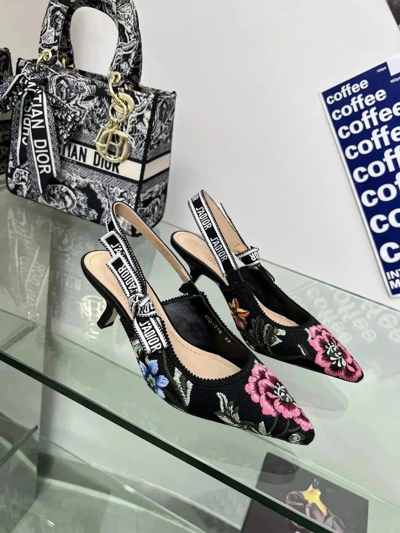 081202197 081202197