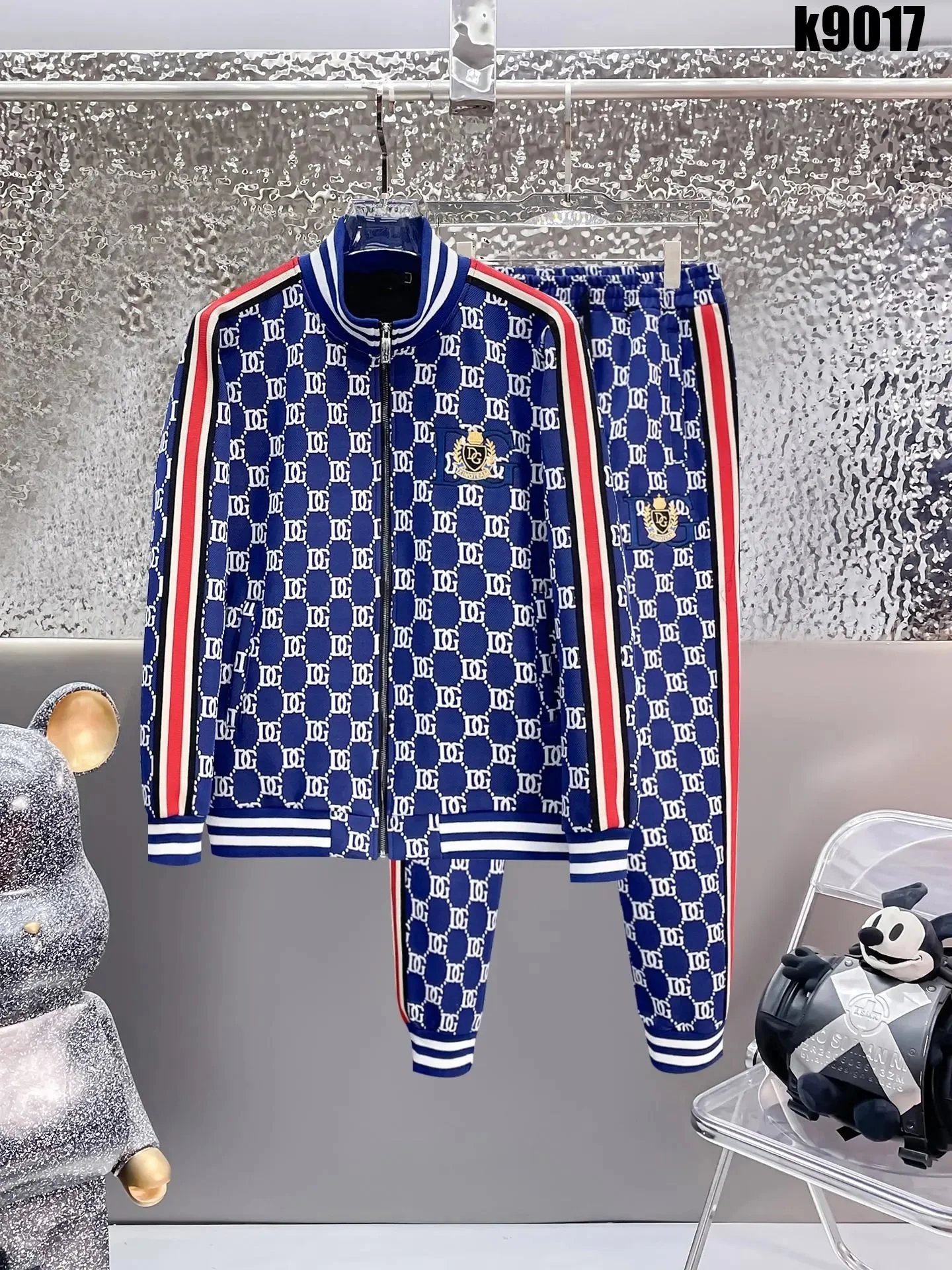38 38