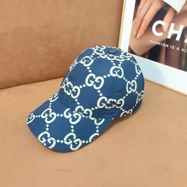32 32