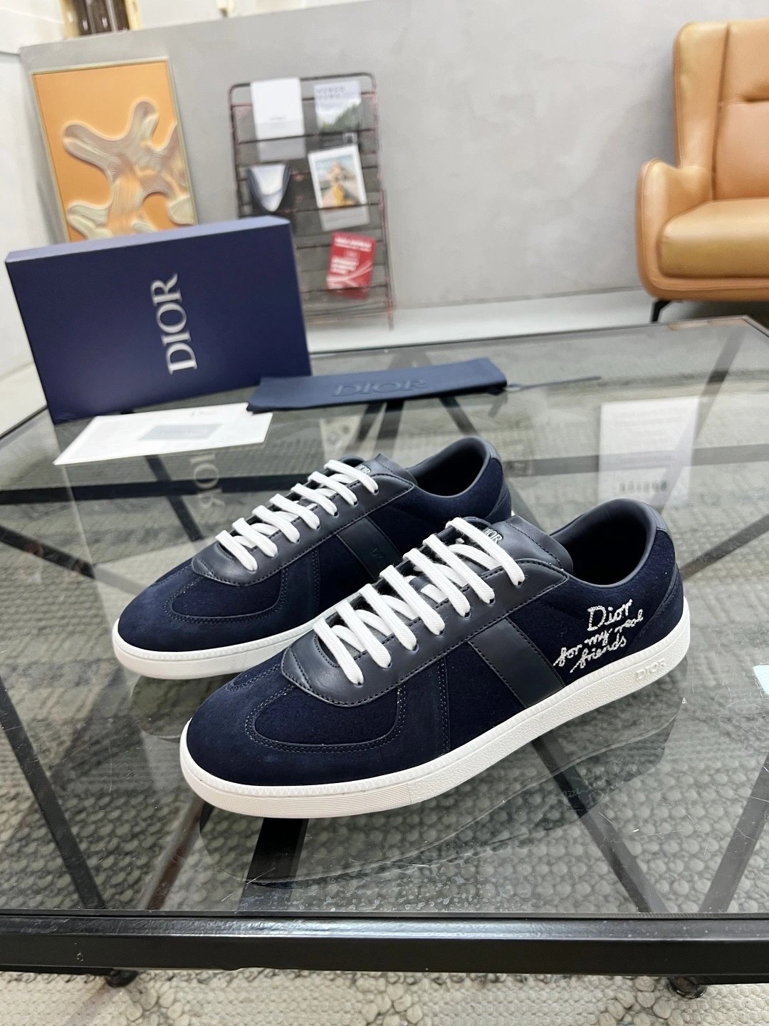 6 6