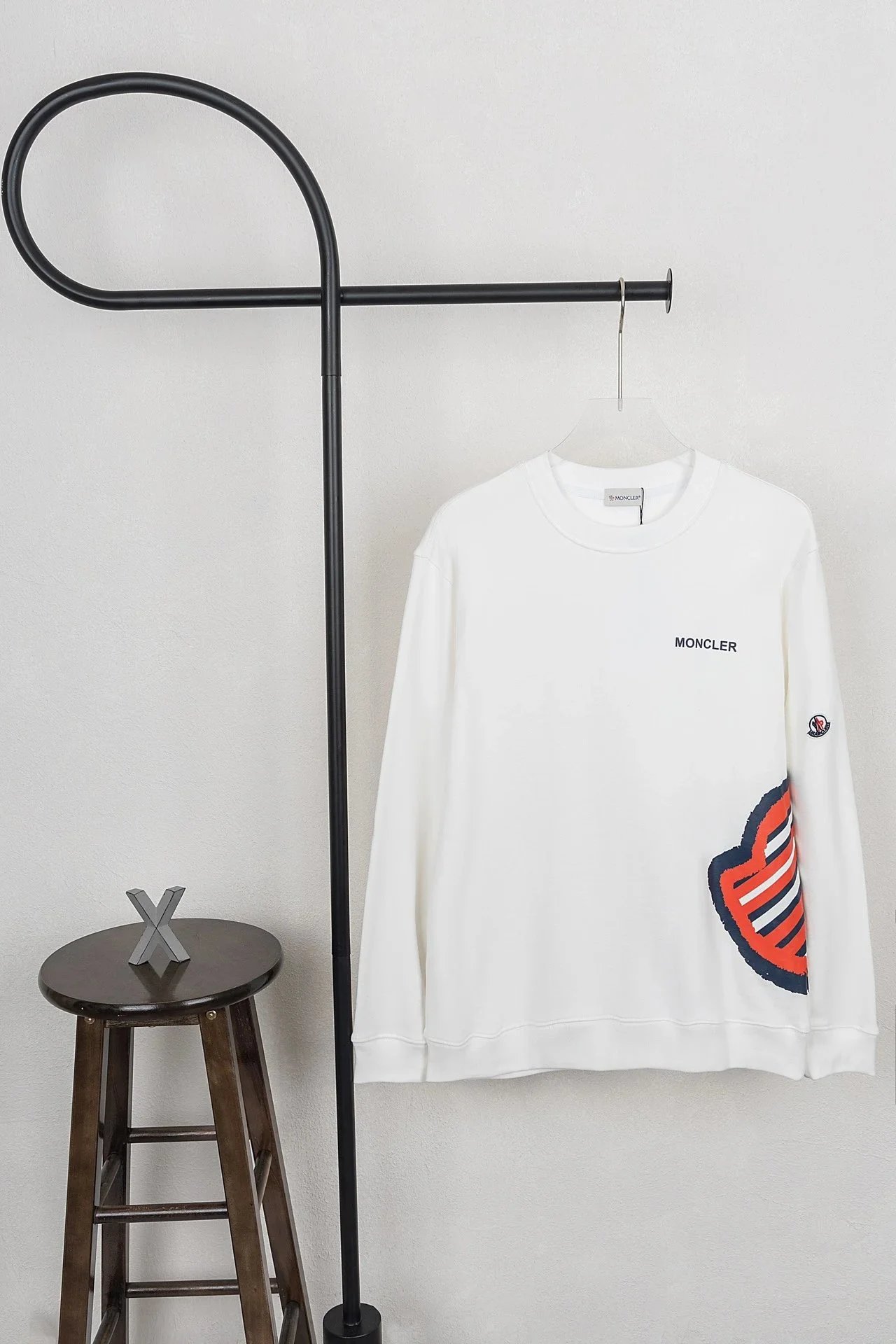 mon-04 mon-04