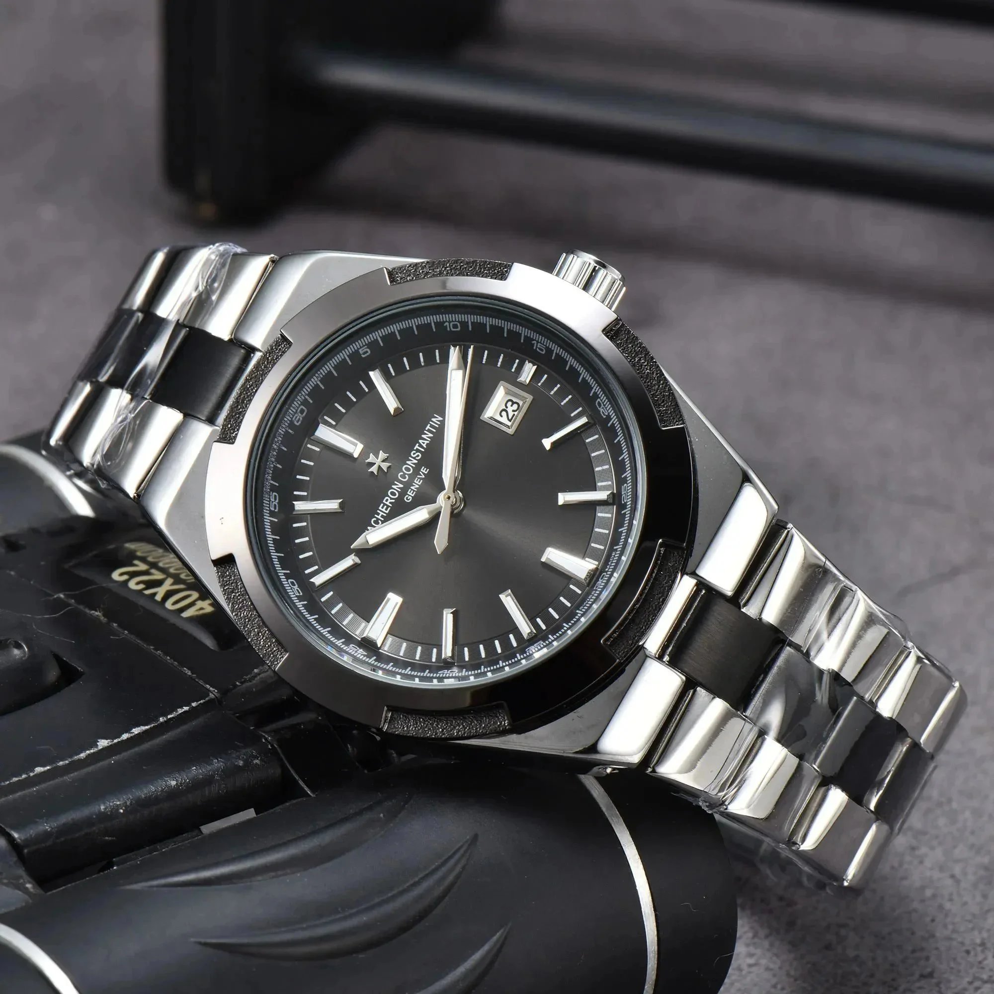 3 3