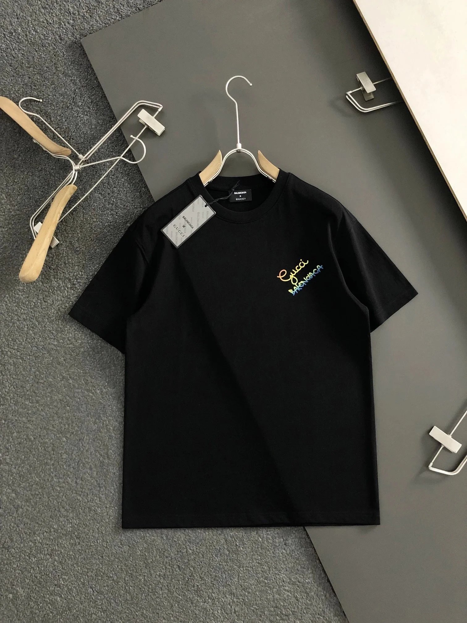01 01