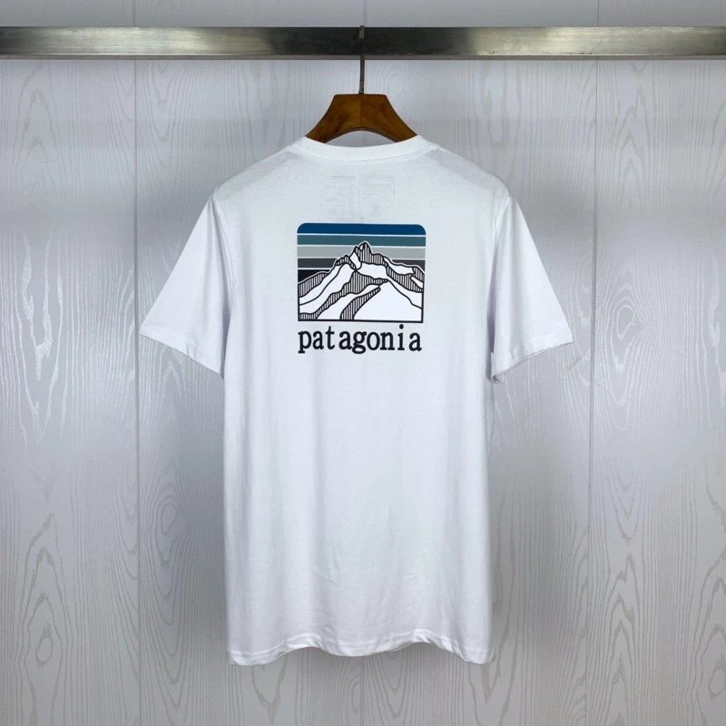 8223 白 8223 白